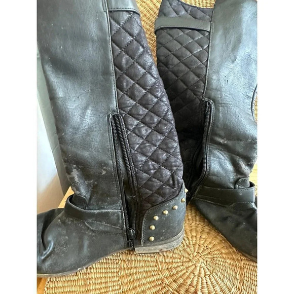 Women’s size 7.5 zip up boots - Picture 7 of 10